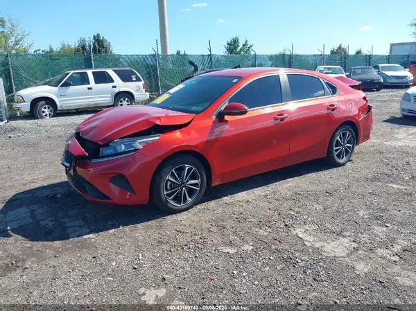 3KPF24AD0RE706273 2024 KIA FORTE - Image 2