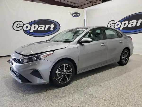 3KPF24AD0RE706662 2024 KIA FORTE - Image 1