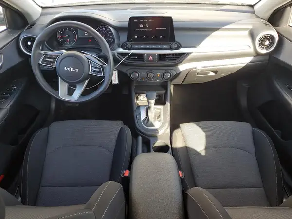 3KPF24AD0RE706662 2024 KIA FORTE - Image 8
