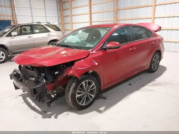 3KPF24AD0RE707858 2024 KIA FORTE - Image 2