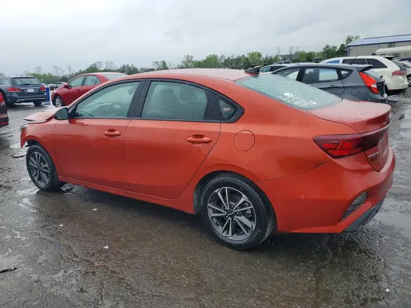 3KPF24AD0RE708525 2024 KIA FORTE - Image 2