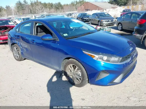 3KPF24AD0RE709223 2024 KIA FORTE - Image 1
