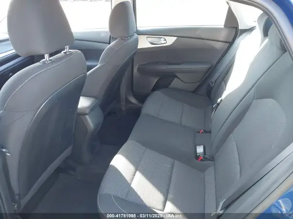 3KPF24AD0RE709223 2024 KIA FORTE - Image 8