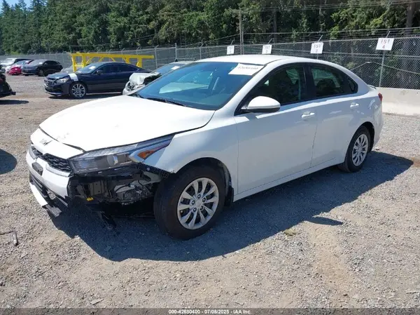 3KPF24AD0RE710808 2024 KIA FORTE - Image 2