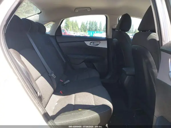 3KPF24AD0RE710808 2024 KIA FORTE - Image 8