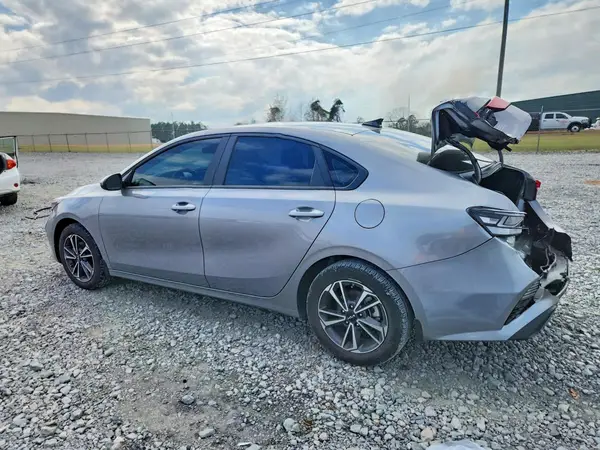 3KPF24AD0RE711098 2024 KIA FORTE - Image 2