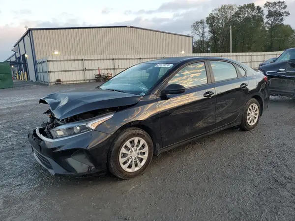 3KPF24AD0RE711988 2024 KIA FORTE - Image 1