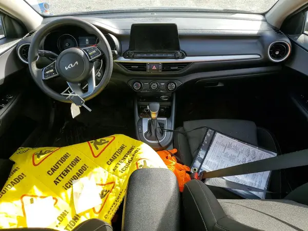 3KPF24AD0RE713966 2024 KIA FORTE - Image 8