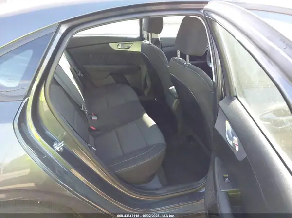 3KPF24AD0RE714454 2024 KIA FORTE - Image 8