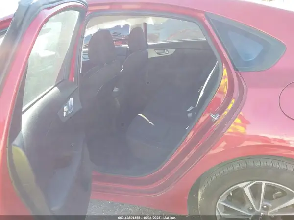 3KPF24AD0RE722537 2024 KIA FORTE - Image 8
