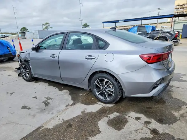 3KPF24AD0RE722750 2024 KIA FORTE - Image 2