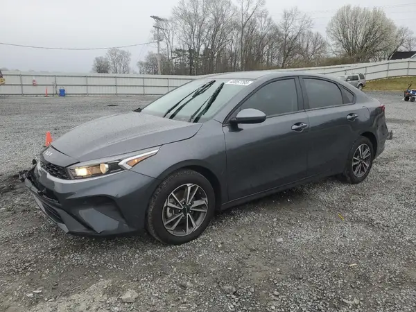 3KPF24AD0RE722778 2024 KIA FORTE - Image 1