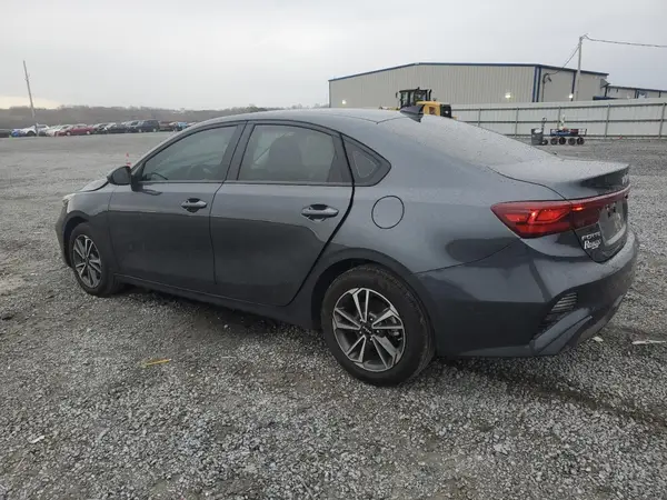 3KPF24AD0RE722778 2024 KIA FORTE - Image 2