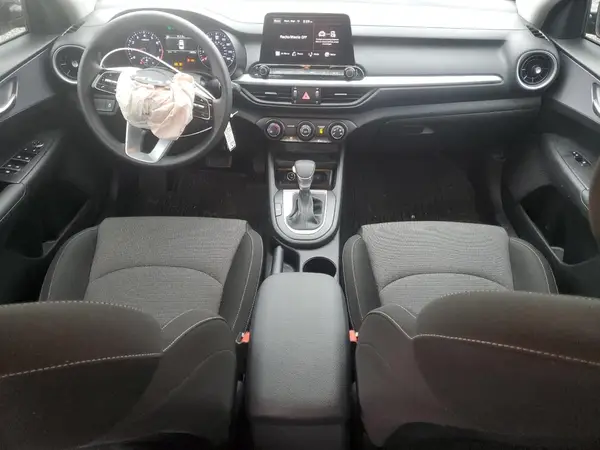 3KPF24AD0RE722778 2024 KIA FORTE - Image 8