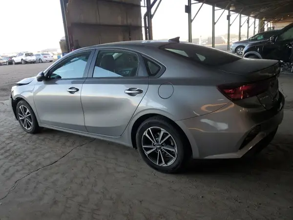 3KPF24AD0RE723333 2024 KIA FORTE - Image 2