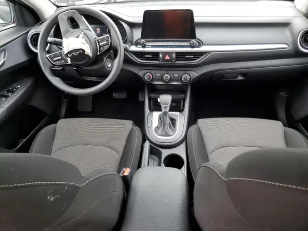 3KPF24AD0RE723624 2024 KIA FORTE - Image 8