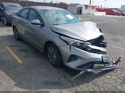3KPF24AD0RE725647 2024 KIA FORTE