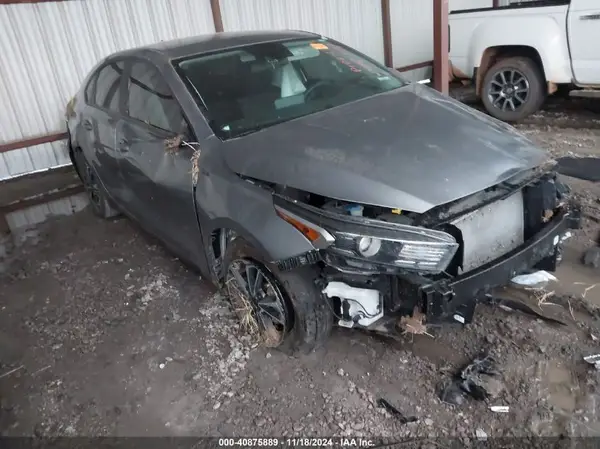3KPF24AD0RE725986 2024 KIA FORTE - Image 1