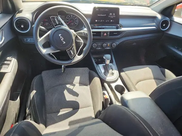 3KPF24AD0RE727852 2024 KIA FORTE - Image 8