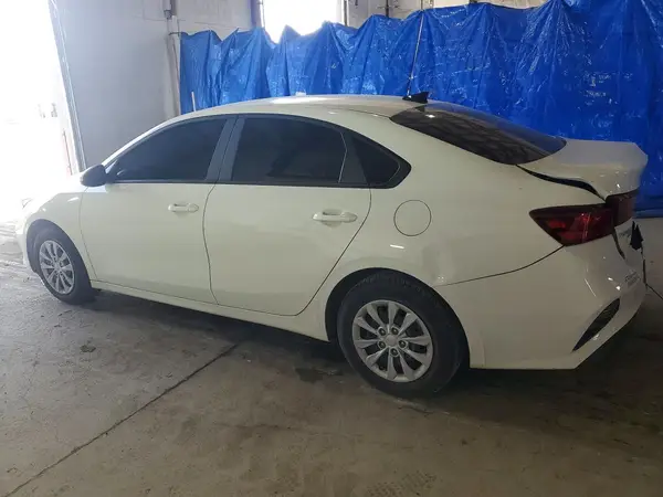3KPF24AD0RE728483 2024 KIA FORTE - Image 2
