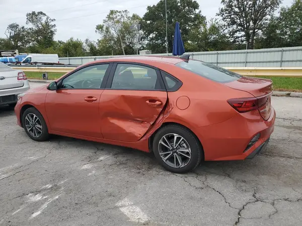 3KPF24AD0RE728810 2024 KIA FORTE - Image 2