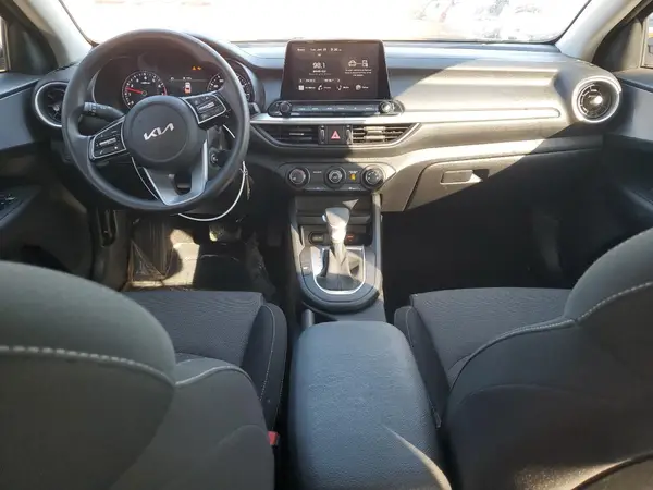 3KPF24AD0RE729486 2024 KIA FORTE - Image 8