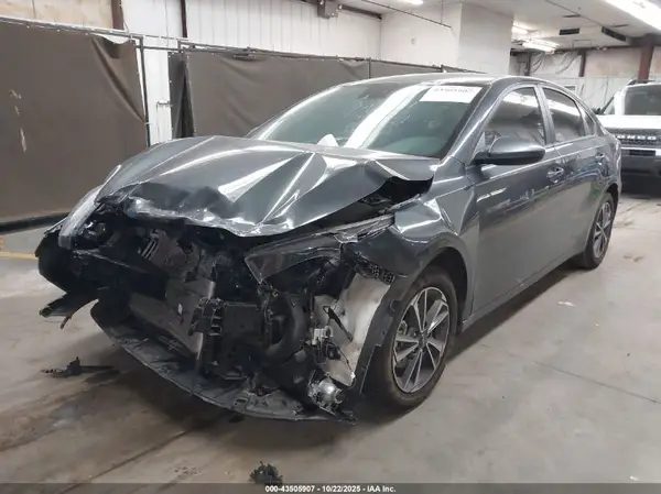 3KPF24AD0RE730640 2024 KIA FORTE - Image 2