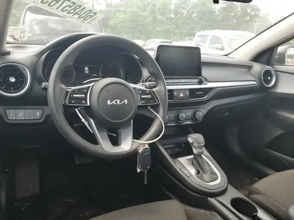 3KPF24AD0RE730654 2024 KIA FORTE - Image 8