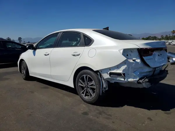 3KPF24AD0RE732307 2024 KIA FORTE - Image 2