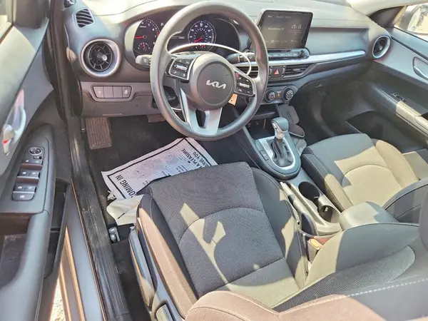 3KPF24AD0RE738494 2024 KIA FORTE - Image 8