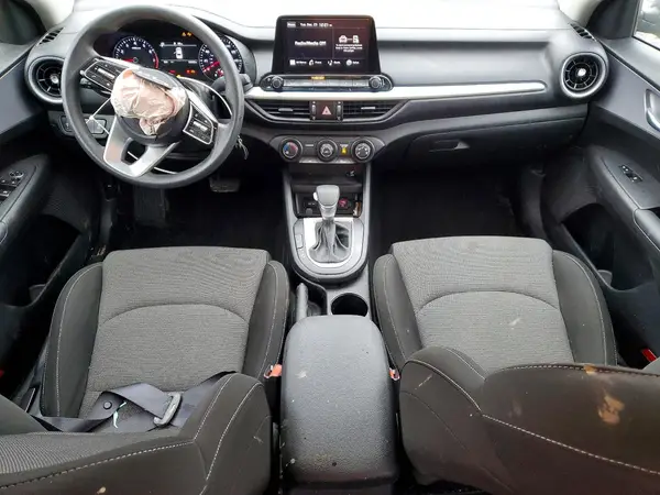 3KPF24AD0RE738768 2024 KIA FORTE - Image 8