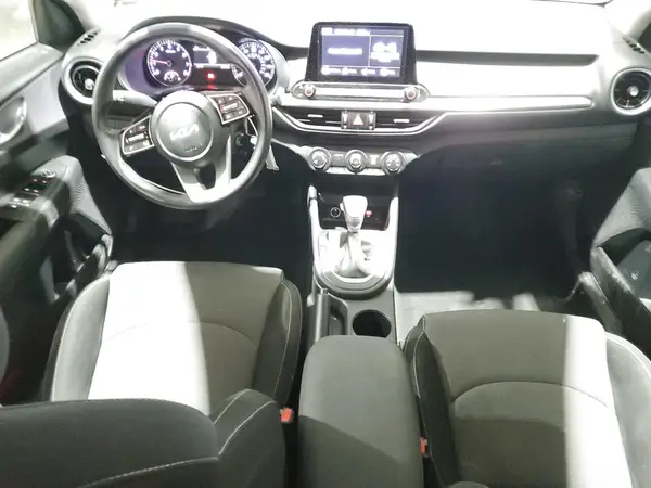 3KPF24AD0RE740519 2024 KIA FORTE - Image 8
