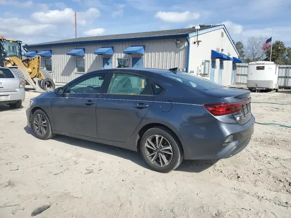 3KPF24AD0RE743047 2024 KIA FORTE - Image 2