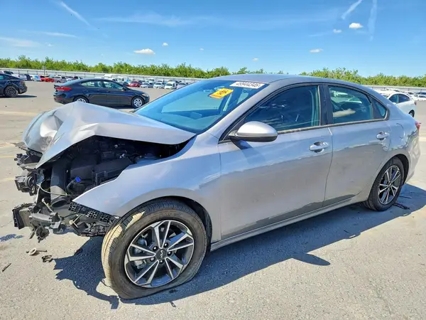 3KPF24AD0RE744506 2024 KIA FORTE - Image 1