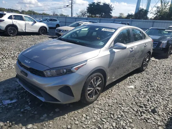 3KPF24AD0RE747521 2024 KIA FORTE - Image 1