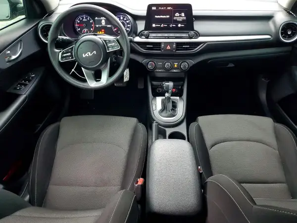 3KPF24AD0RE750340 2024 KIA FORTE - Image 8