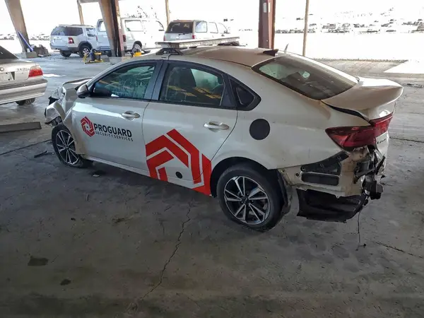 3KPF24AD0RE751455 2024 KIA FORTE - Image 2