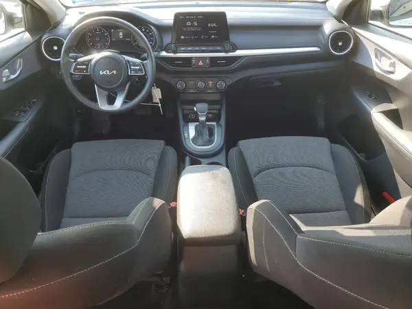 3KPF24AD0RE756459 2024 KIA FORTE - Image 8