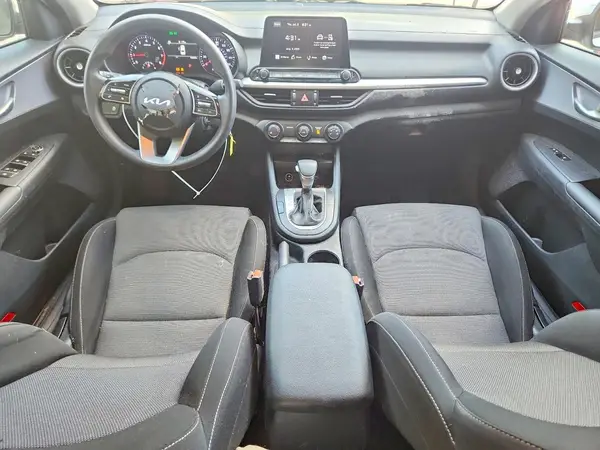 3KPF24AD0RE756462 2024 KIA FORTE - Image 8