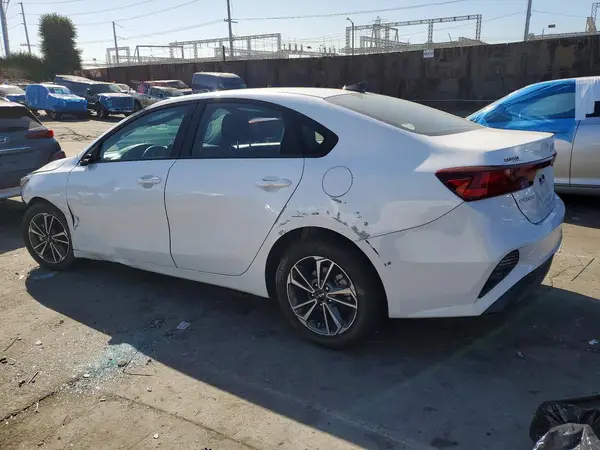 3KPF24AD0RE759927 2024 KIA FORTE - Image 2