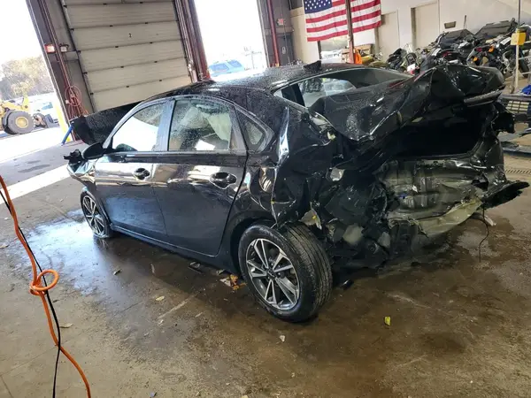 3KPF24AD0RE761645 2024 KIA FORTE - Image 2