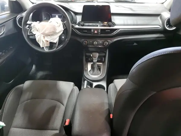 3KPF24AD0RE761645 2024 KIA FORTE - Image 8