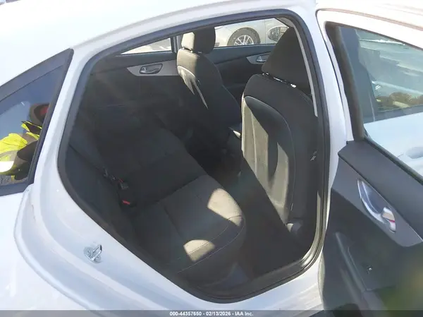 3KPF24AD0RE763332 2024 KIA FORTE - Image 8