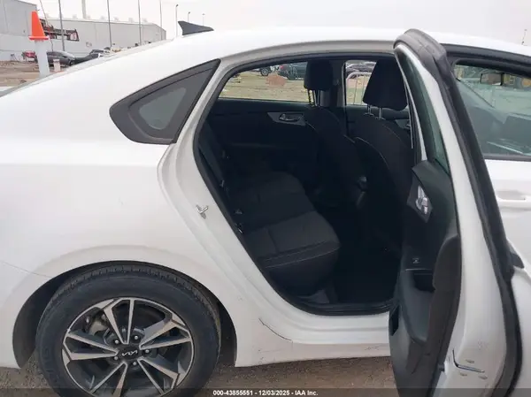 3KPF24AD0RE766067 2024 KIA FORTE - Image 8