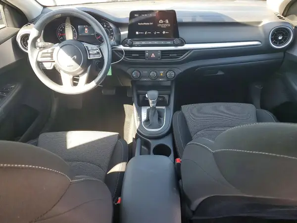 3KPF24AD0RE766246 2024 KIA FORTE - Image 8