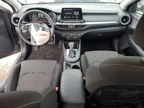 3KPF24AD0RE766781 2024 KIA FORTE - Image 8