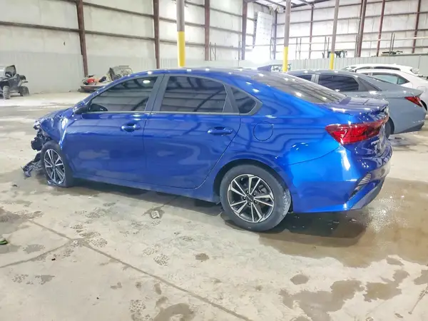 3KPF24AD0RE768014 2024 KIA FORTE - Image 2