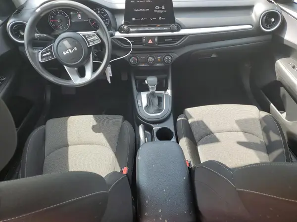 3KPF24AD0RE769082 2024 KIA FORTE - Image 8