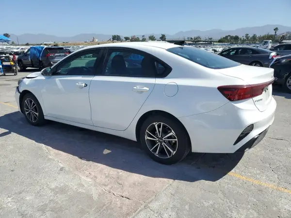 3KPF24AD0RE771480 2024 KIA FORTE - Image 2