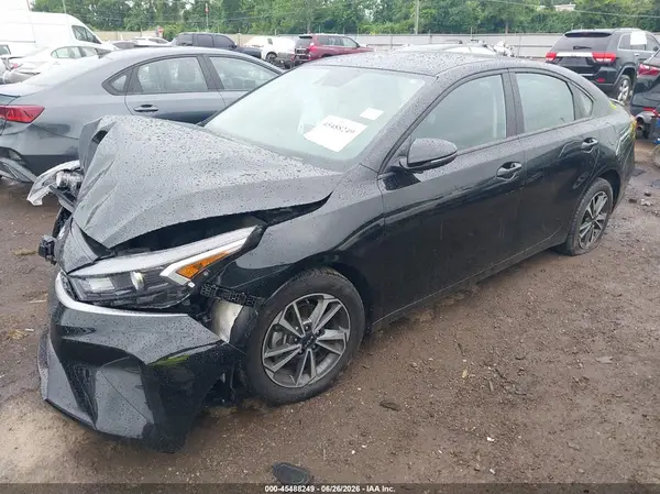 3KPF24AD0RE771558 2024 KIA FORTE - Image 2